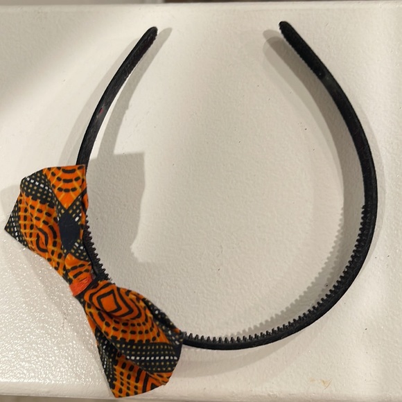 Hair Accessories Bundle Of Six (6) - Picture 12 of 16